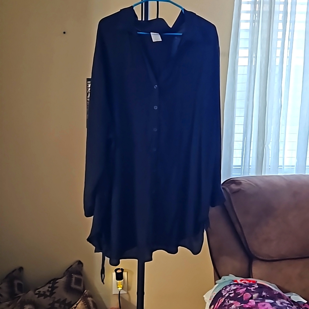 Light weight button up tunic